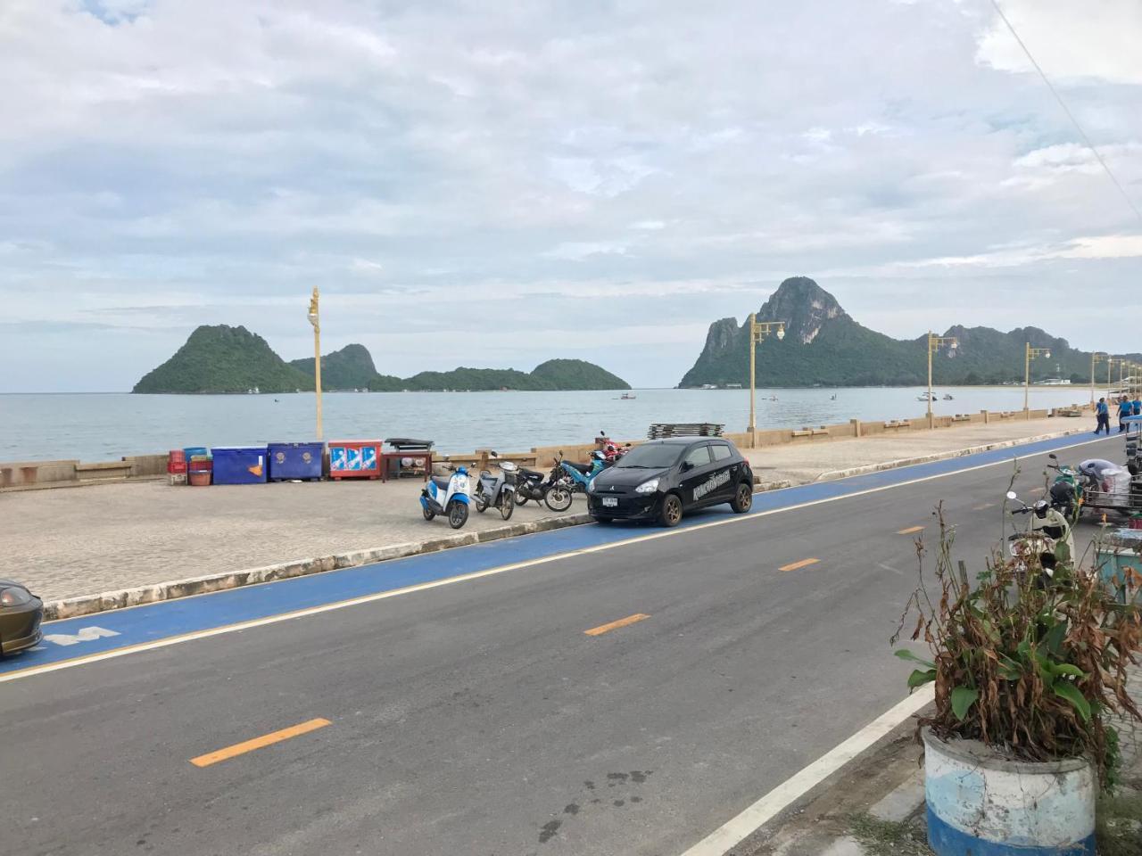 Bed and Breakfast Grandmabalcony Prachuap Khiri Khan Exterior foto