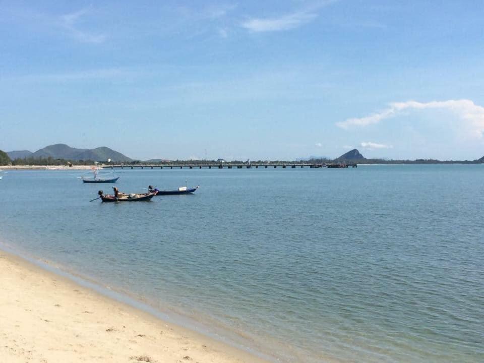 Bed and Breakfast Grandmabalcony Prachuap Khiri Khan Exterior foto